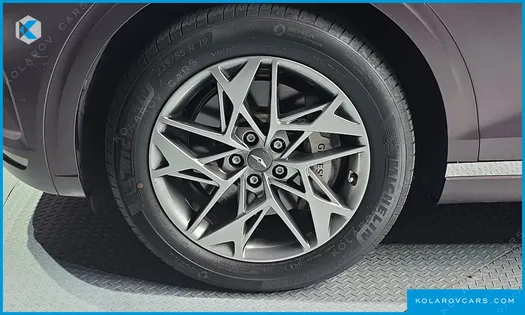 GENESIS GV70 2.5T GASOLINE 2WD