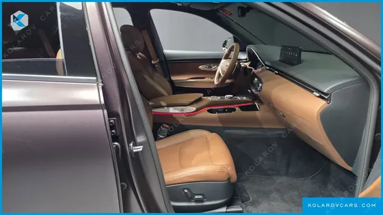 GENESIS GV70 2.5T GASOLINE 2WD