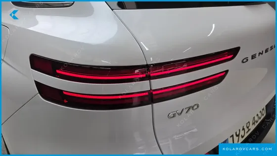 GENESIS GV70 2.5T GASOLINE 2WD
