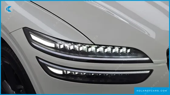 GENESIS GV70 2.5T GASOLINE 2WD