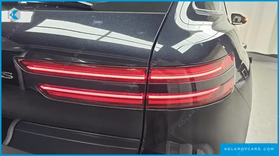 GENESIS GV70 2.5T GASOLINE 2WD