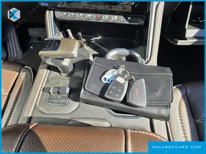 GMC SIERRA DENALI-X