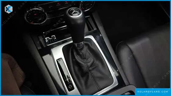 MERCEDES C-CLASS C200 CGI