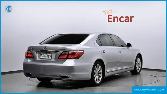 LEXUS LS 5-SEATS