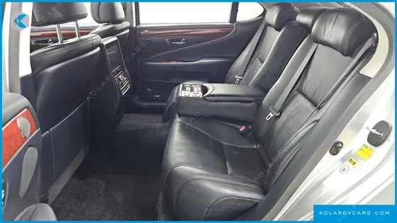 LEXUS LS 5-SEATS