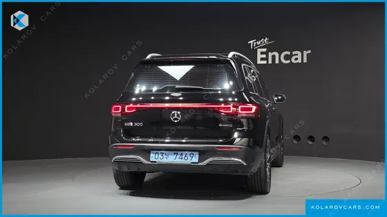 MERCEDES EQB EQB300 4MATIC AMG LINE