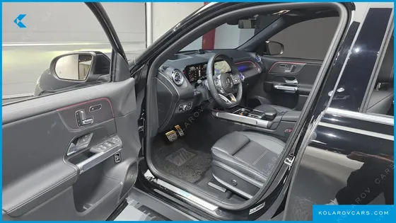 MERCEDES EQB EQB300 4MATIC AMG LINE