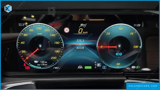 MERCEDES EQB EQB300 4MATIC