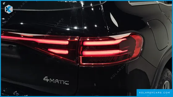 MERCEDES EQB EQB300 4MATIC AMG LINE