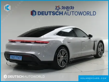 PORSCHE TAYCAN 4S
