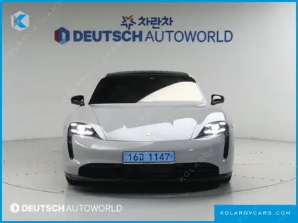 PORSCHE TAYCAN 4S