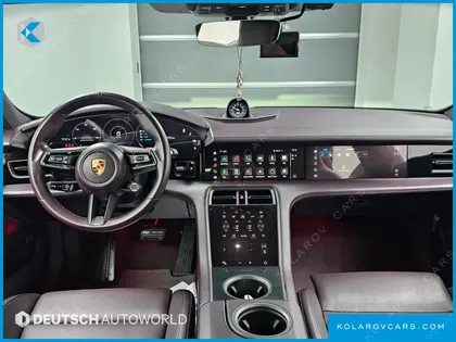 PORSCHE TAYCAN 4S