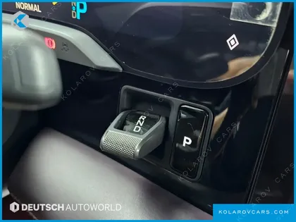 PORSCHE TAYCAN 4S