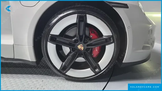 PORSCHE TAYCAN 4S