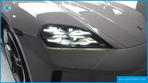 PORSCHE TAYCAN 4S