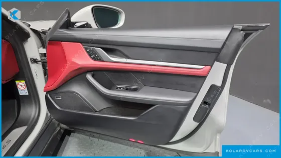 PORSCHE TAYCAN 4S