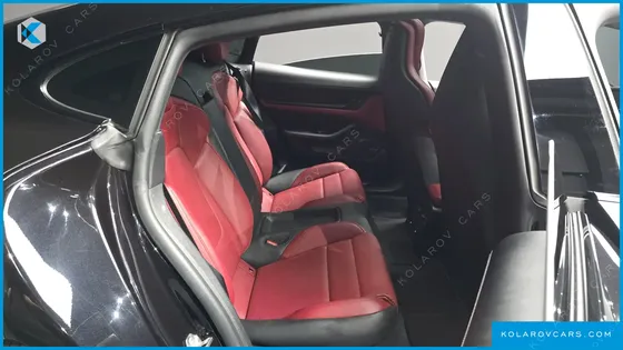 PORSCHE TAYCAN 4S