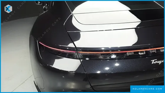 PORSCHE TAYCAN 4S
