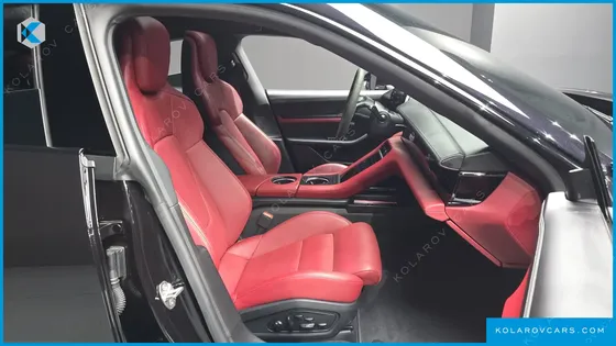 PORSCHE TAYCAN 4S