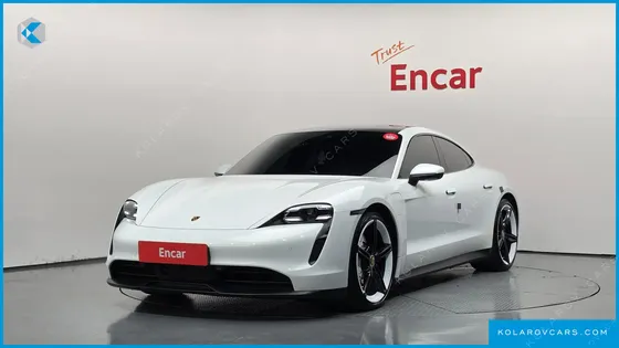 PORSCHE TAYCAN 4S
