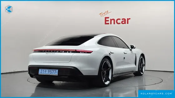 PORSCHE TAYCAN 4S