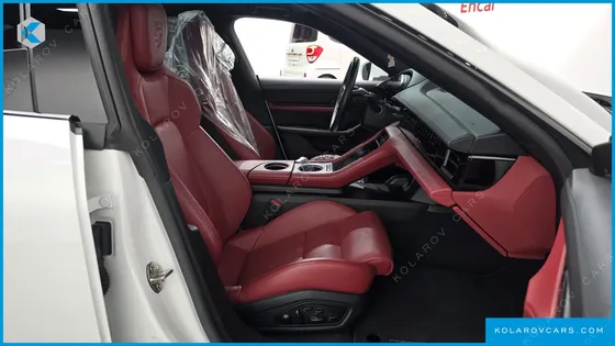 PORSCHE TAYCAN 4S