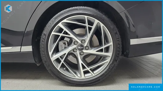 GENESIS G90 GASOLINE 3.5 TURBO 2WD
