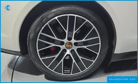 PORSCHE TAYCAN 4S