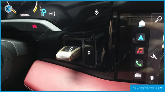 PORSCHE TAYCAN 4S