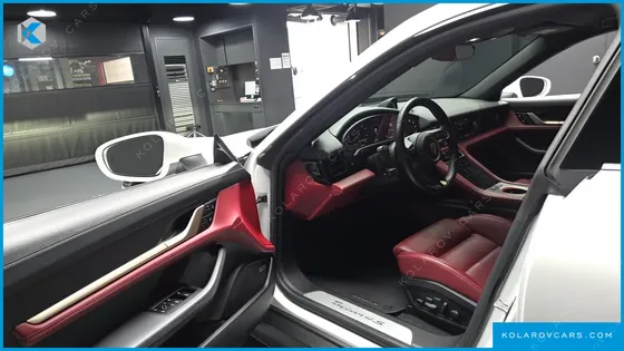 PORSCHE TAYCAN 4S