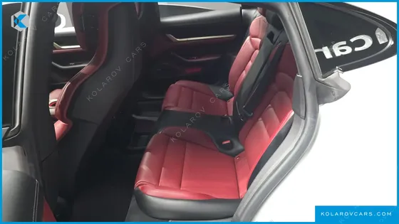 PORSCHE TAYCAN 4S