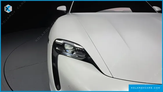 PORSCHE TAYCAN 4S