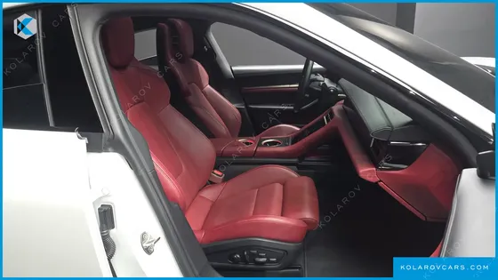 PORSCHE TAYCAN 4S