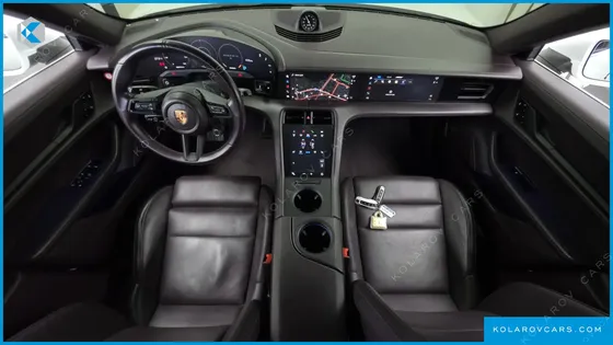 PORSCHE TAYCAN 4S