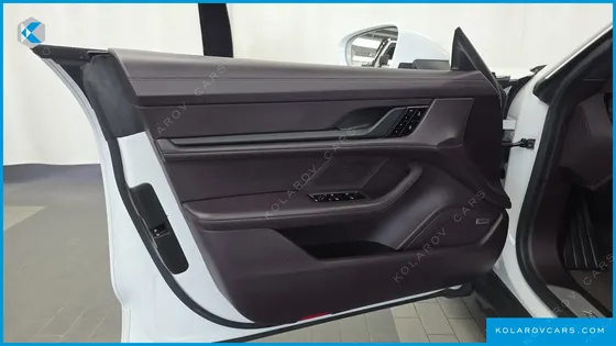 PORSCHE TAYCAN 4S