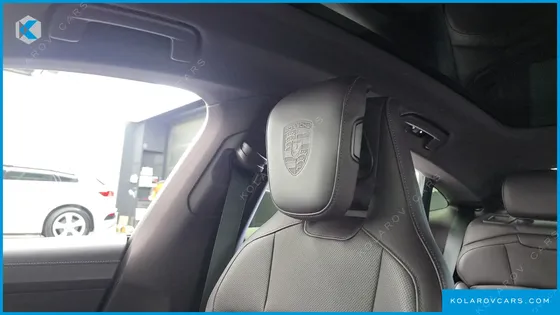 PORSCHE TAYCAN 4S