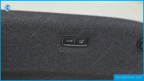 PORSCHE TAYCAN 4S