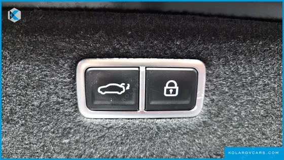 GENESIS G90 GASOLINE 3.5 TURBO E-S/C AWD LWB