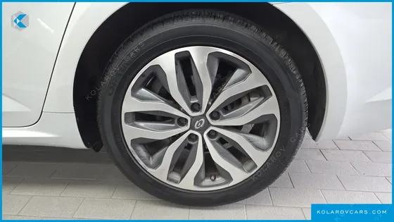 RENAULT KOREA SM6 1.5 DCI SE