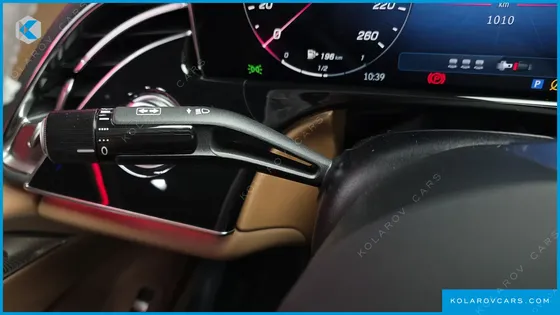 MERCEDES E-CLASS E300 4MATIC AMG LINE