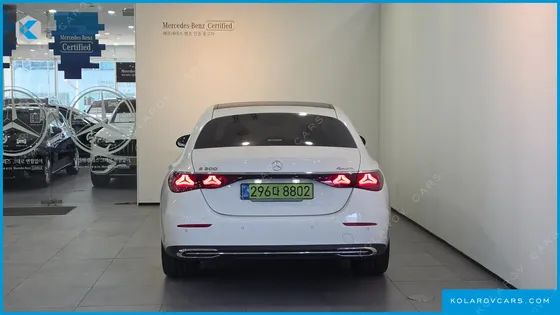 MERCEDES E-CLASS E300 4MATIC EXCLUSIVE