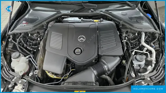 MERCEDES E-CLASS E300 4MATIC AMG LINE