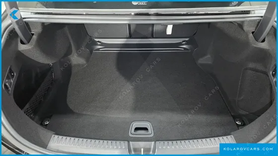 MERCEDES E-CLASS E300 4MATIC AMG LINE