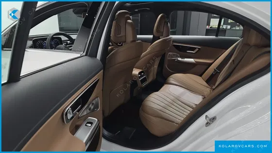 MERCEDES E-CLASS E300 4MATIC AMG LINE