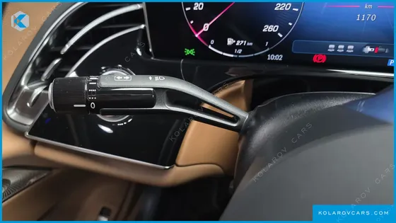 MERCEDES E-CLASS E300 4MATIC AMG LINE