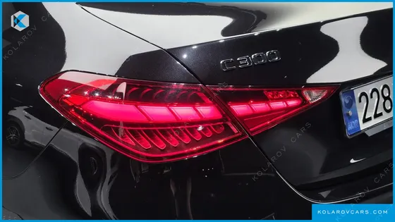 MERCEDES C-CLASS C300 4MATIC AMG LINE