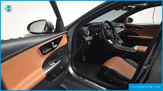 MERCEDES C-CLASS C300 4MATIC AMG LINE