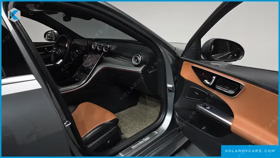 MERCEDES C-CLASS C300 4MATIC AMG LINE