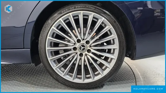 MERCEDES C-CLASS C300 4MATIC AMG LINE