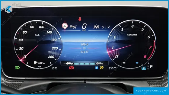 MERCEDES C-CLASS C300 4MATIC AMG LINE